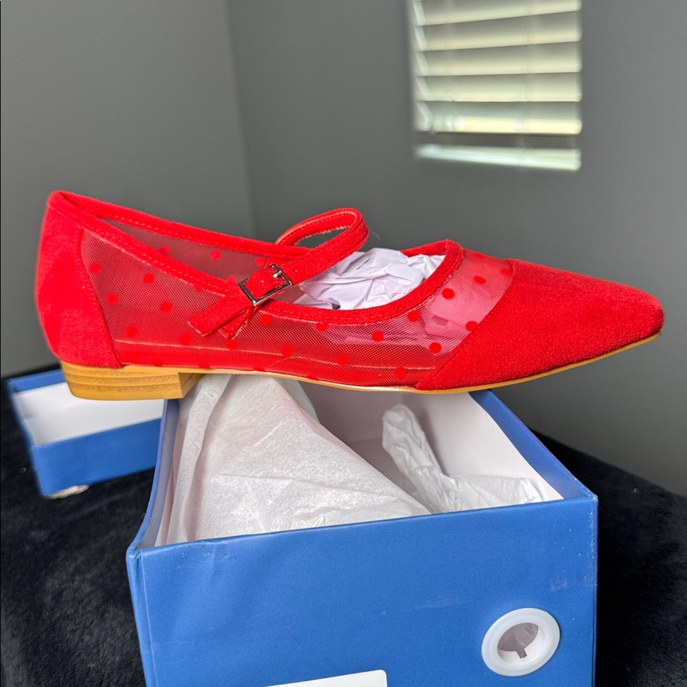 NWT-Red Polka Dot Flats Mesh - Picture 7 of 7